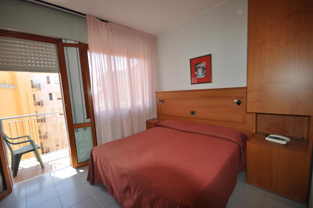Hotel Real Sottomarina Zimmer foto